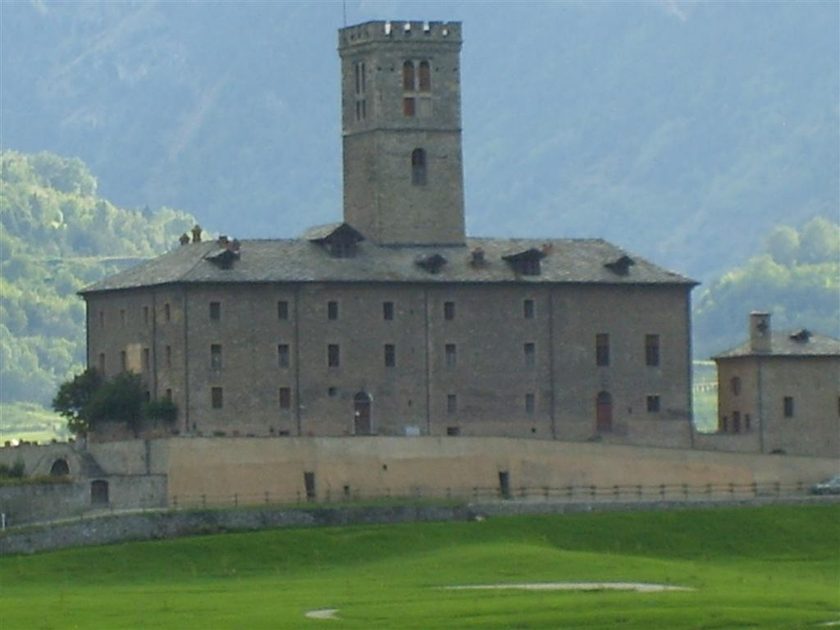 Sarre Castle